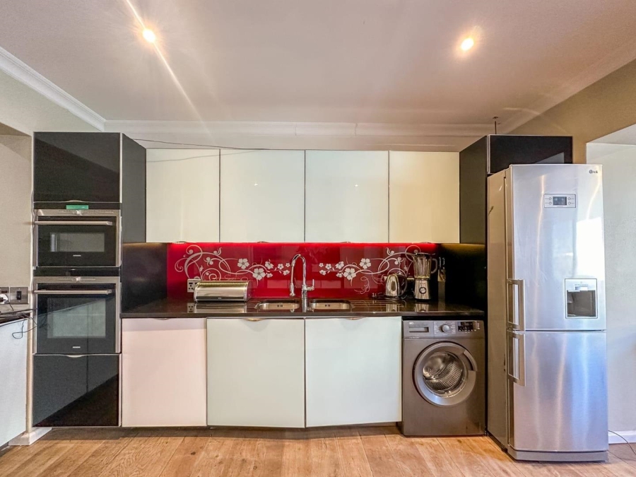 To Let 2 Bedroom Property for Rent in Cape Town City Centre Western Cape
